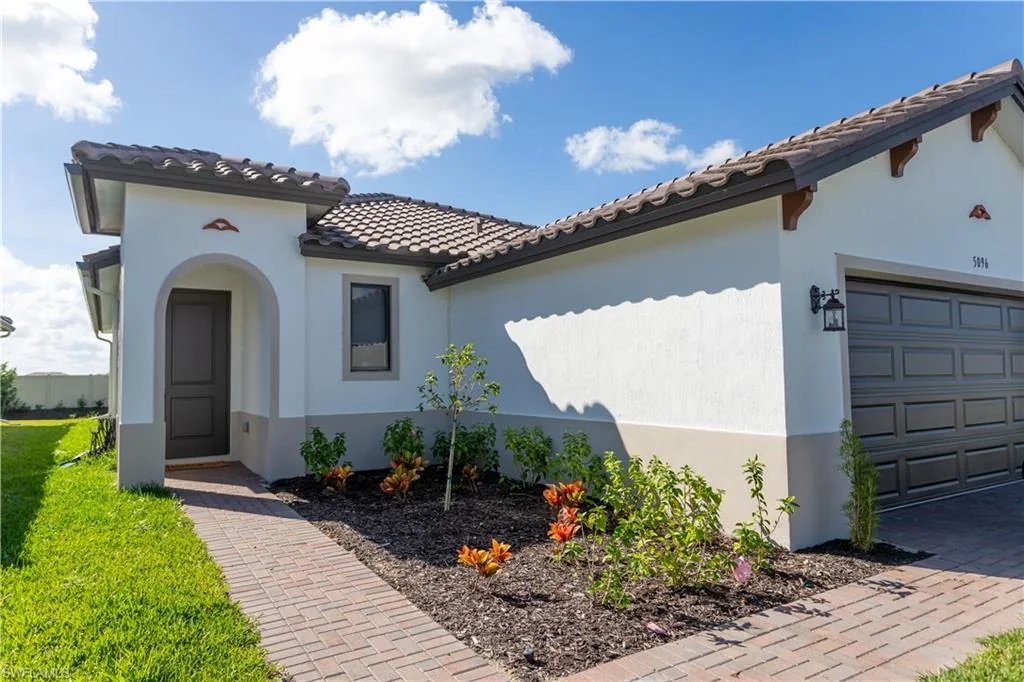 5096 Nevola Avenue, Ave Maria